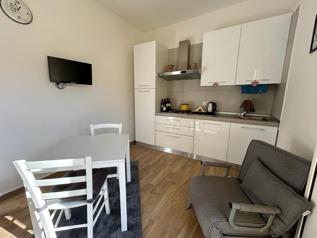 Casaaury & Casasimy Apartment Napoli Bagian luar foto